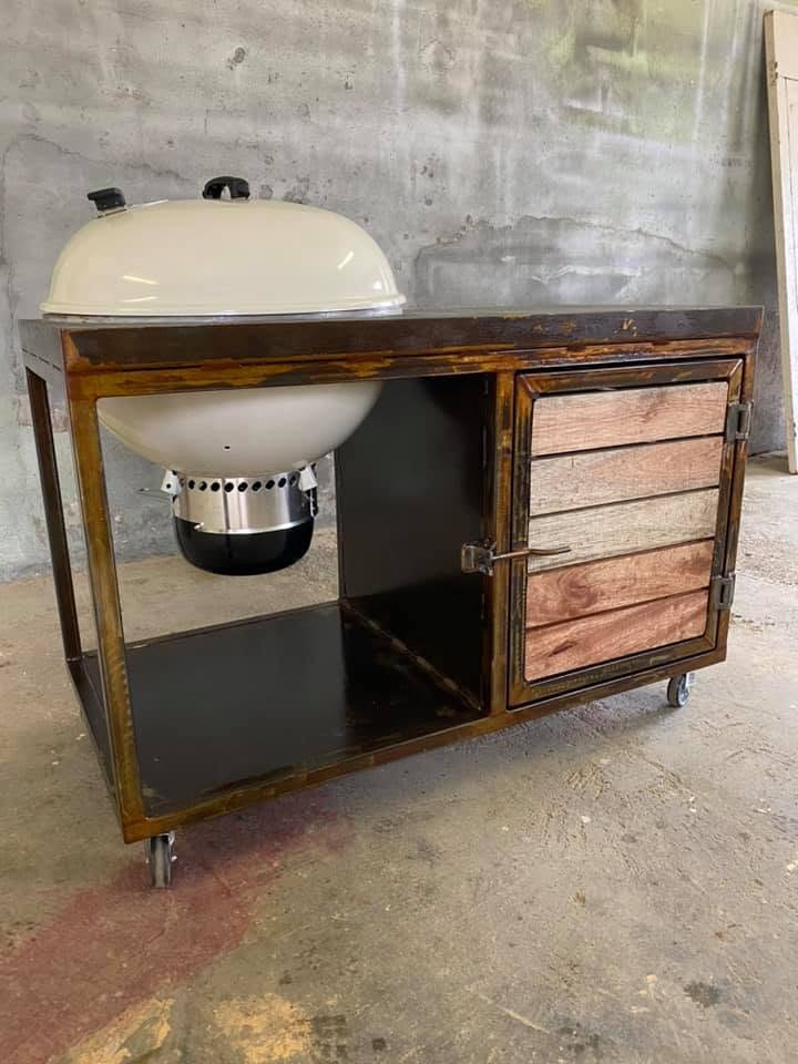 Steel outdoor kitchen unit